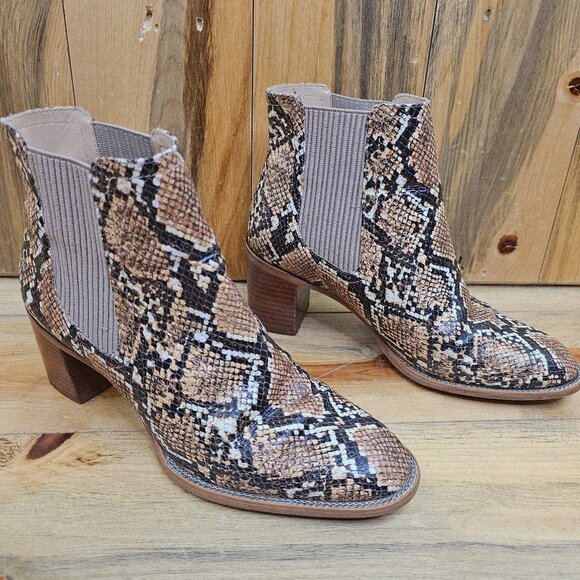 Vince Camuto Jentilliy Chelsea Snakeskin Leather Ankle Booties - Picture 1 of 6